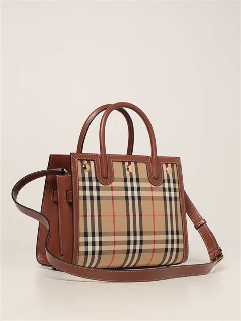 burberry summer bag